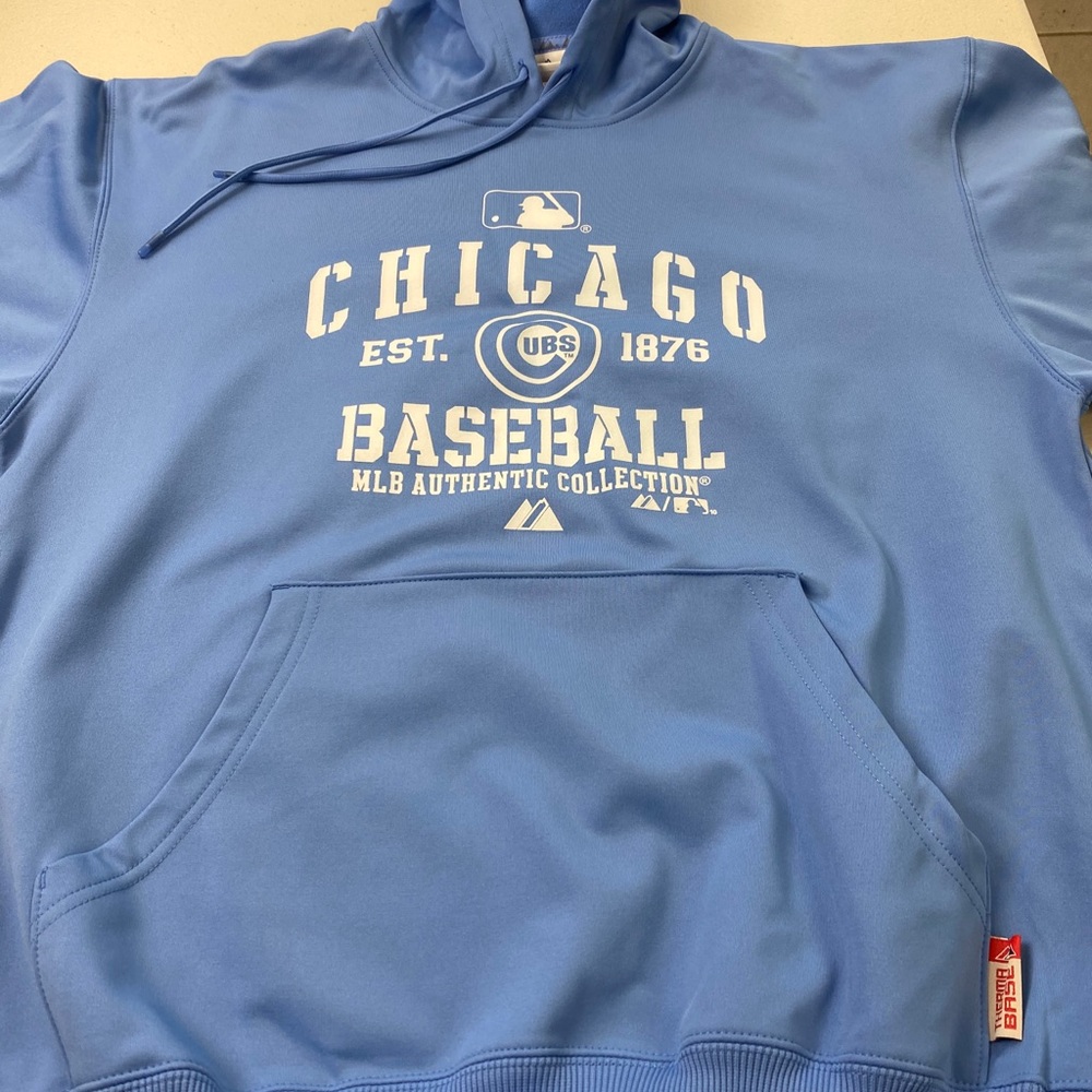 Chicago Cubs sweatshirt